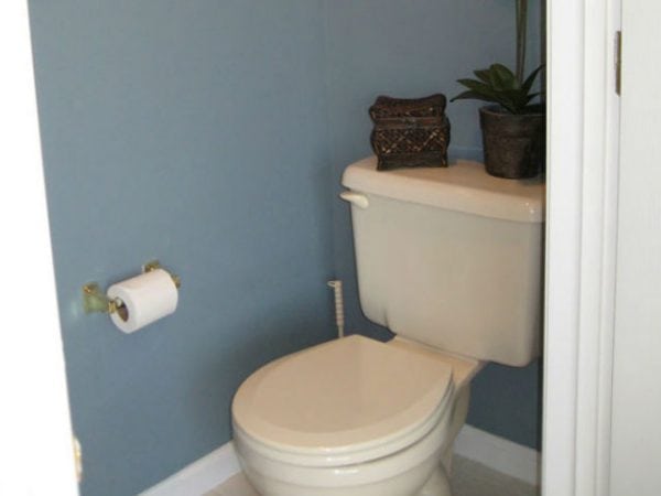 „Pasidaryk pats“ tualeto kambario tapyba