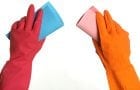 Jak zmyć farbę akrylową
