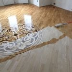 Varnishing sàn gỗ