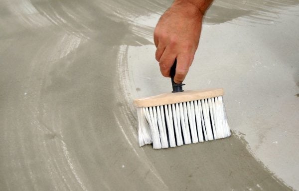 Подготовка на бетонен под за епоксидно боядисване