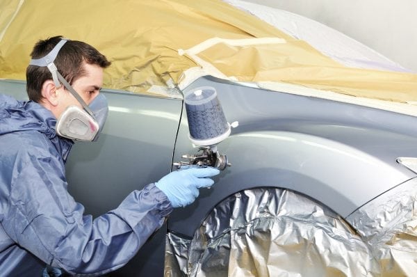 Malowanie samochodu emalią nitro