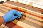 حماية سطح خشبي بالزيت