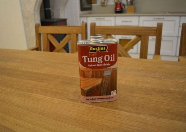 Tungový olej na dřevo