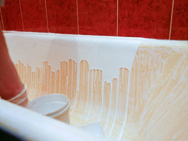 Restaurando banheiras de acrílico em casa