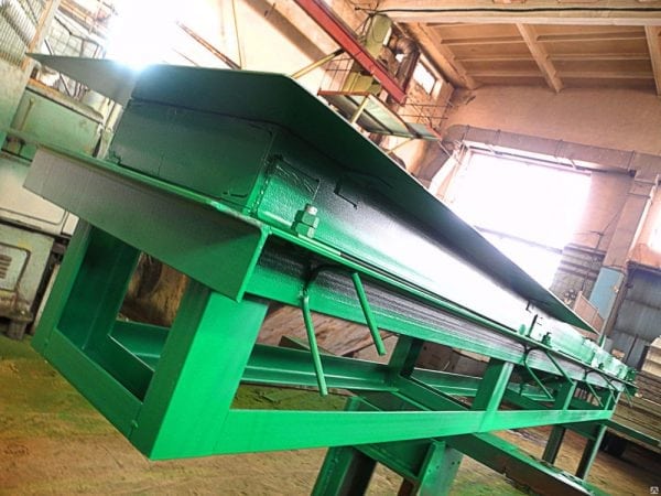 Enamel EP-773 je určený na maľovanie kovových výrobkov pracujúcich v agresívnom prostredí