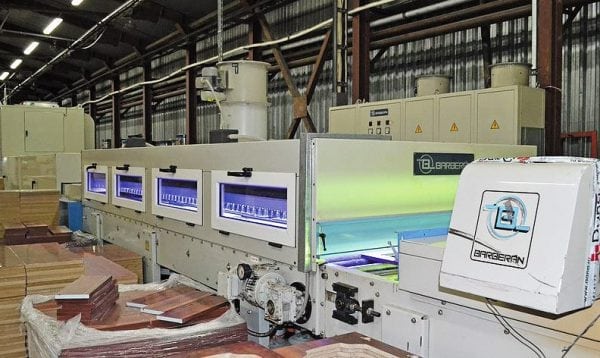 UV-herdingsautomatisering er bare mulig for store produksjonsvolumer.