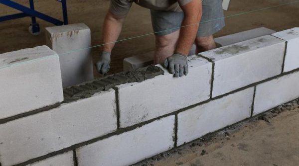 O uso de blocos de espuma na construção