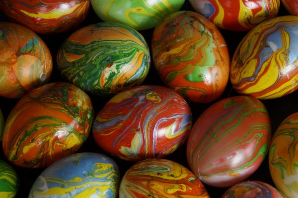 Oeufs en marbre pour Pâques