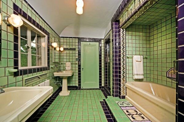 Art Deco stiliaus vonios kambarys