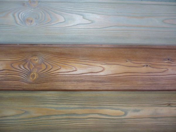Malowana drewniana powierzchnia