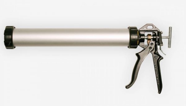 Mechanická těsnicí pistole