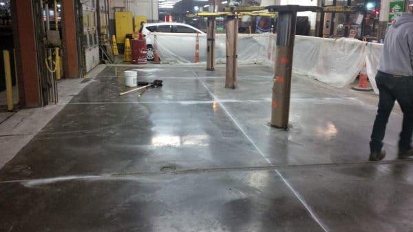 Използването на бетонен заместител при ремонта на покритието за паркиране