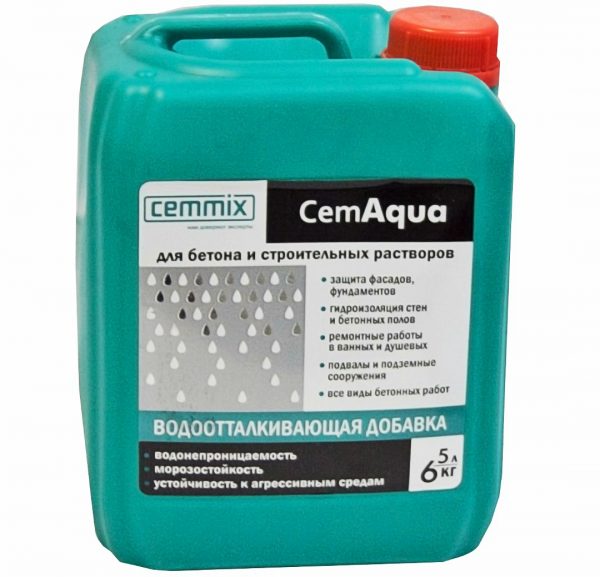 Cemmix CemAqua odpudzujúci vodu
