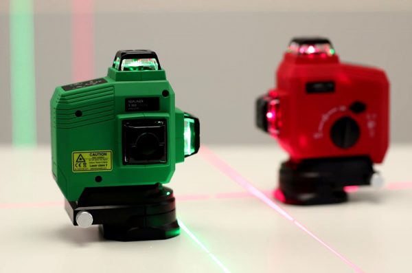 Poziomice laserowe z Chin