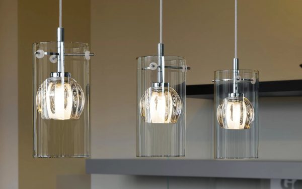 Para iluminar um apartamento, é melhor usar lâmpadas com tons de branco ou transparentes