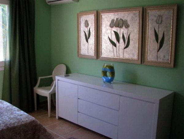 Интериорна спалня в апартамента Vetlitskaya