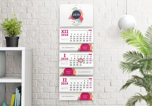 Kwartalny kalendarz na ścianie