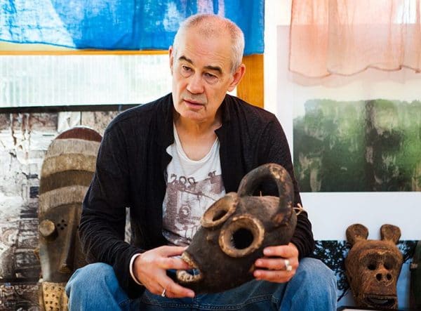 Bodrov má zbierku etnických masiek