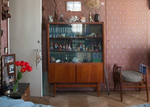 خزانة جانبية - حل قديم لشقة صغيرة