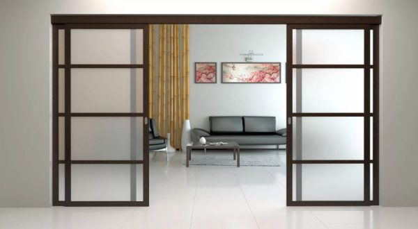 Sliding partition wall